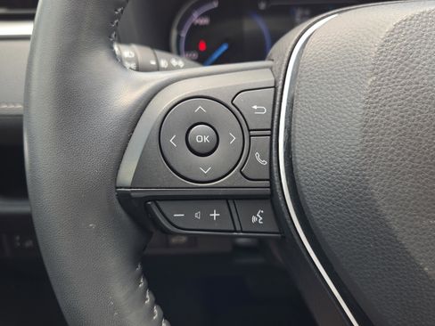 Certified 2023 Toyota RAV4 XLE Premium AWD/4WD image 30
