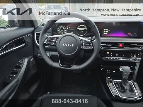 New 2026 Kia Seltos SX w/ SX Sunroof Package image 14