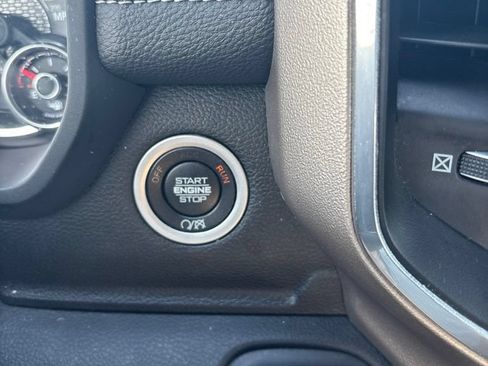 Used 2024 RAM 2500 Laramie w/ Towing Technology Group AWD/4WD image 16
