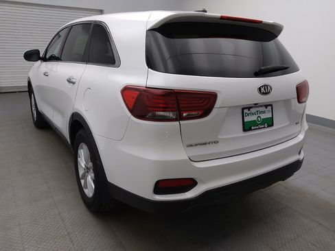 Used 2020 Kia Sorento LX FWD image 6