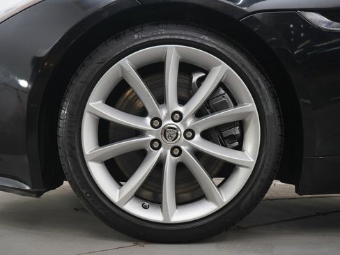 Used 2014 Jaguar F-TYPE S RWD image 30
