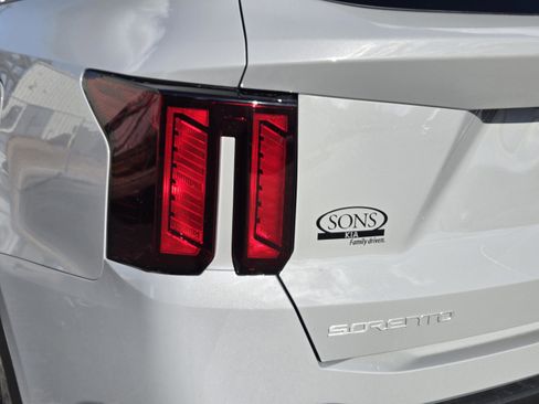 New 2026 Kia Sorento S image 50