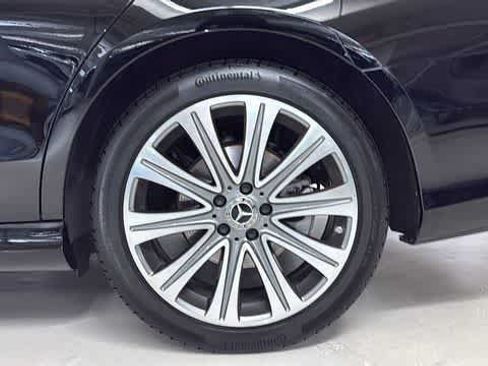 Used 2023 Mercedes-Benz E 350 4MATIC Sedan image 10