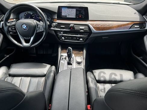 Used 2017 BMW 530i xDrive AWD/4WD image 28