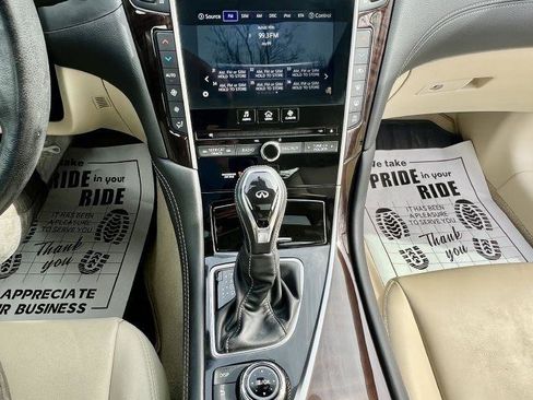 Used 2018 INFINITI Q50 Luxe image 17