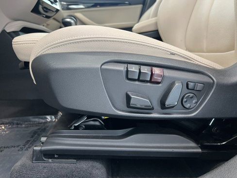 Used 2018 BMW X1 xDrive28i w/ Premium Package AWD/4WD image 13