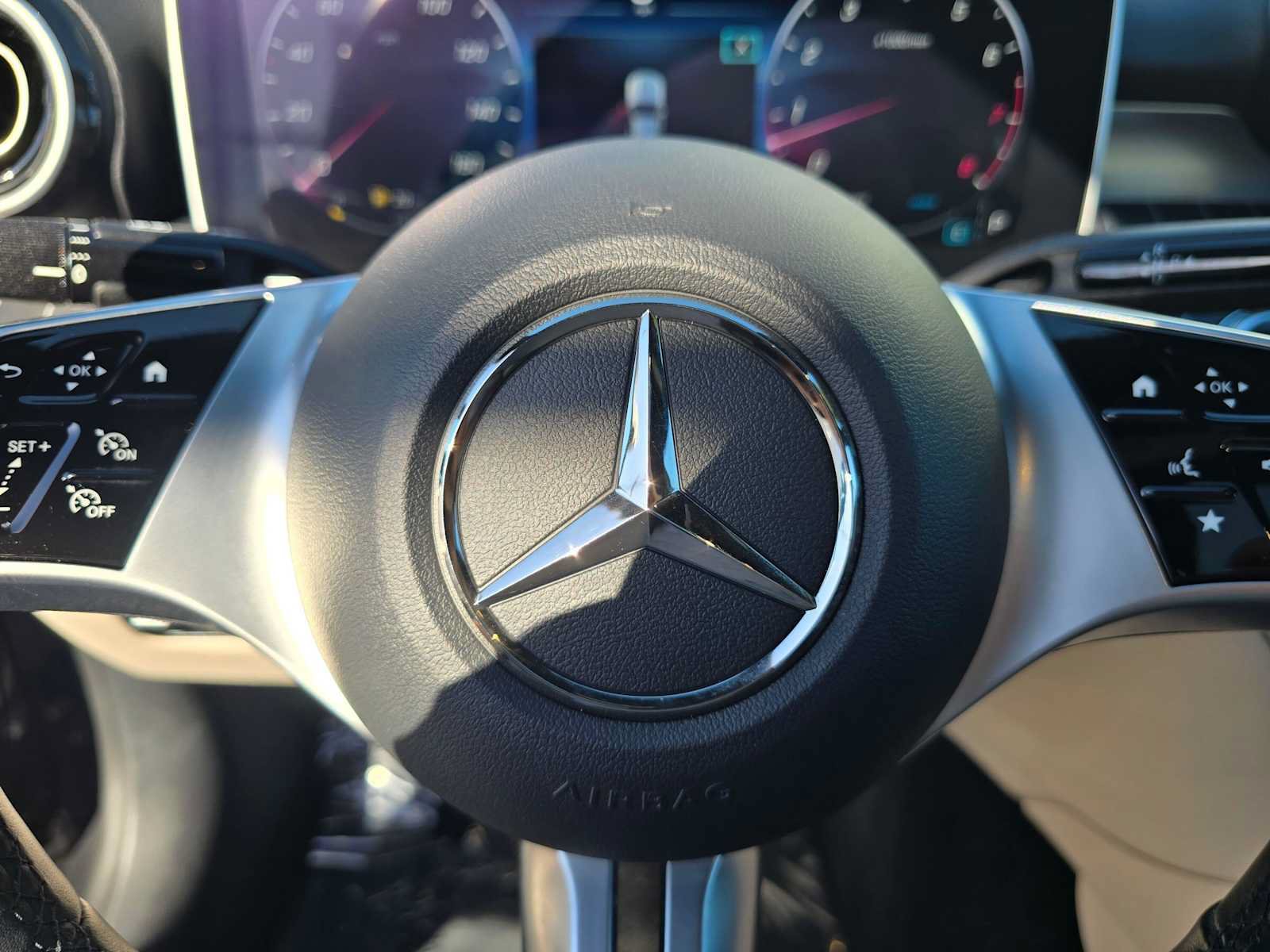 Used 2023 Mercedes-Benz C 300 4MATIC Sedan image 20