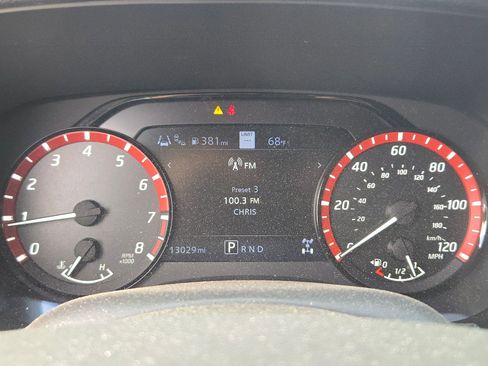 Used 2023 Nissan Frontier PRO-4X w/ Technology Package image 11