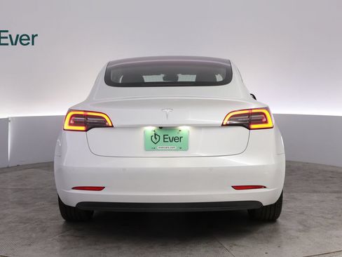 Used 2018 Tesla Model 3 Long Range RWD image 15
