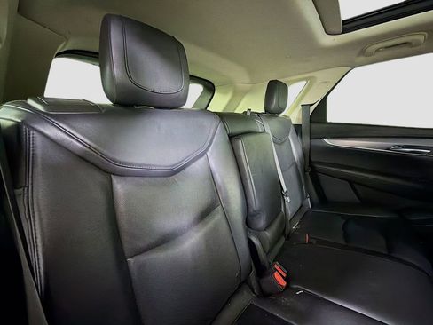 Used 2017 Cadillac XT5 Luxury FWD image 29