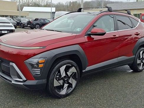 Certified 2025 Hyundai Kona Limited image 4