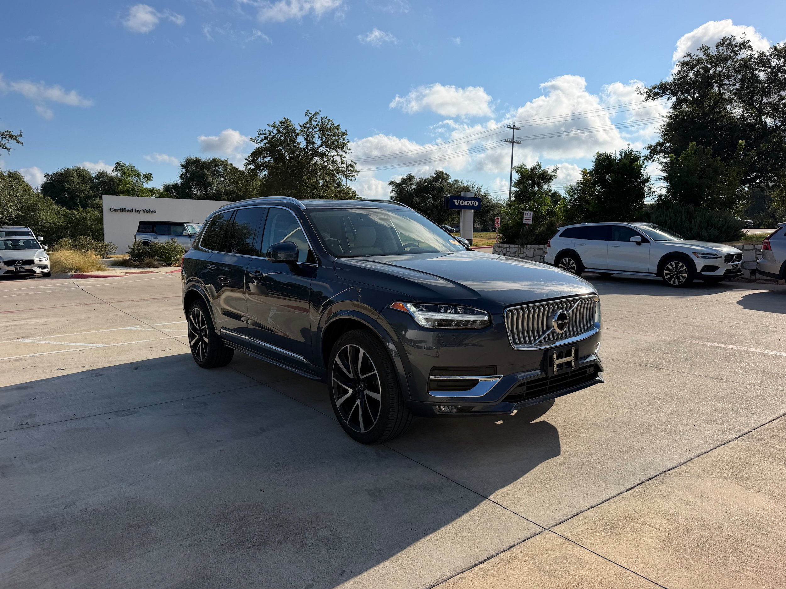 Certified 2023 Volvo XC90 B6 Plus w/ Protection Package Premier AWD/4WD image 7