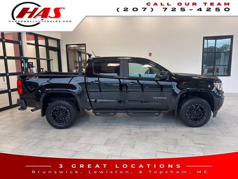 Used 2022 Chevrolet Colorado Z71 AWD/4WD image 7