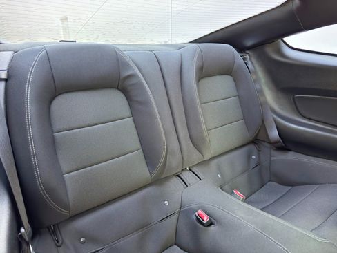 Used 2015 Ford Mustang Coupe w/ Equipment Group 051A RWD image 29
