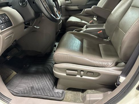 Used 2016 Honda Odyssey EX-L image 18