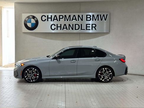 Certified 2025 BMW 330i Sedan RWD image 3