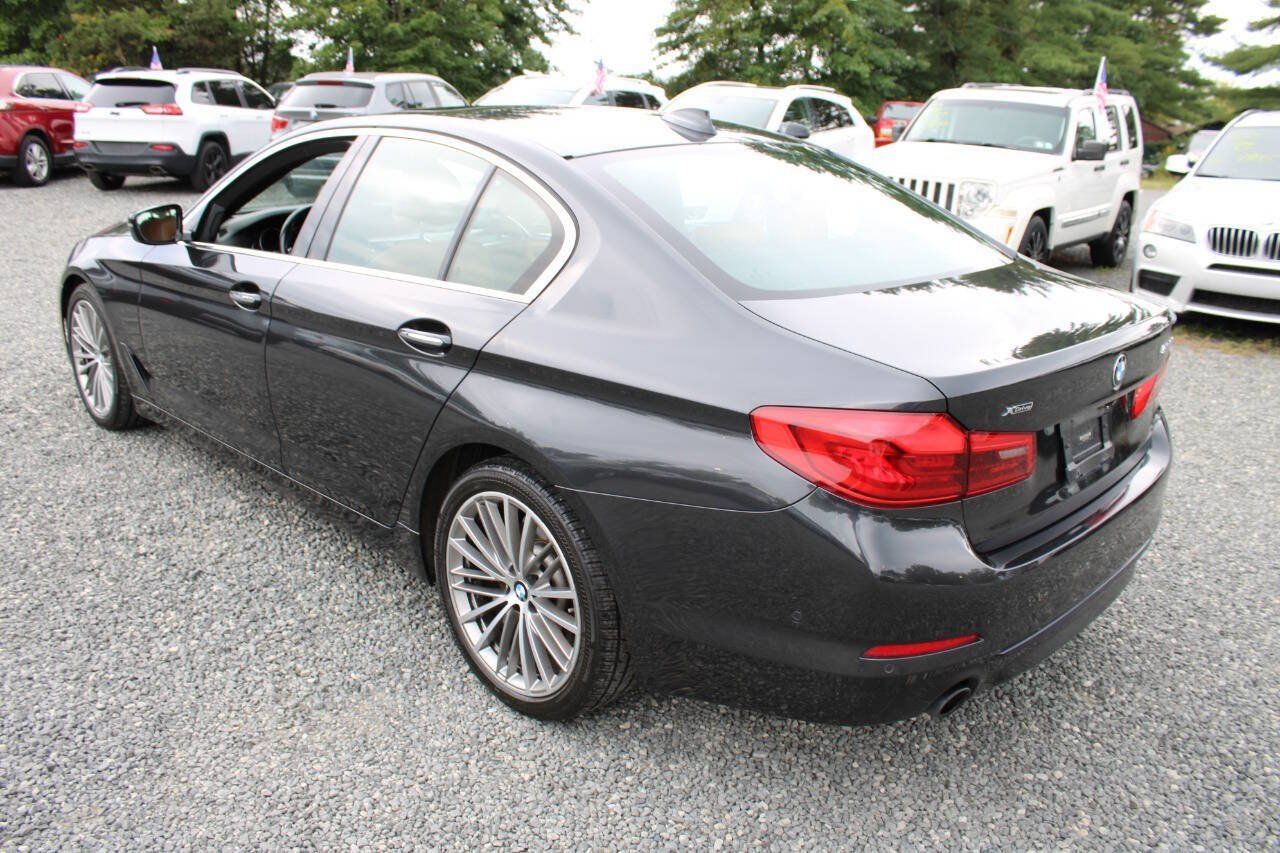 Used 2017 BMW 530i xDrive AWD/4WD image 9