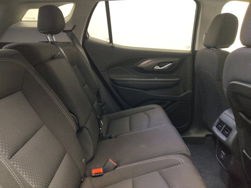 Used 2023 GMC Terrain SLE FWD image 19