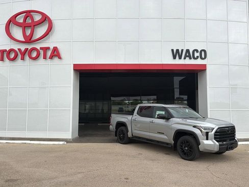 New 2026 Toyota Tundra Limited AWD/4WD image 1