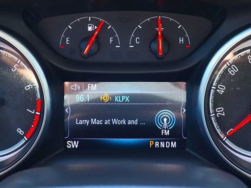 Used 2018 Buick Regal Preferred w/ Sights and Sounds Package image 38