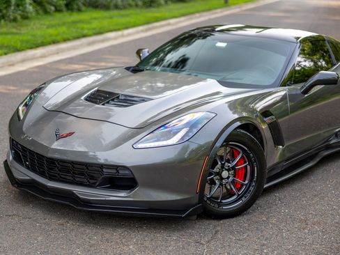Used 2016 Chevrolet Corvette Z06 RWD image 5