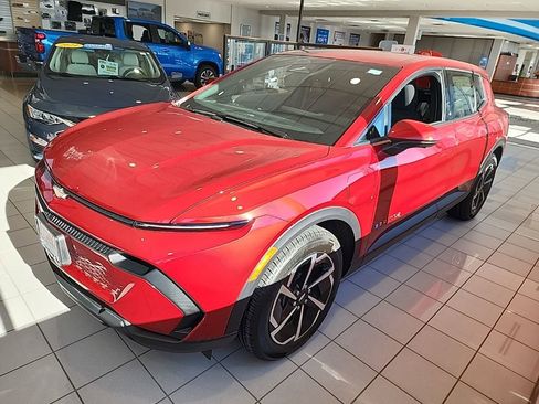 New 2026 Chevrolet Equinox EV LT w/ Comfort Package image 5