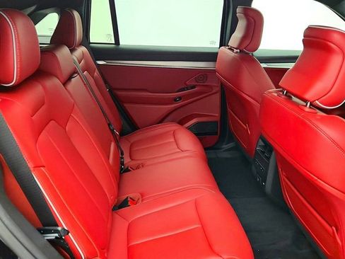 Used 2025 Jeep Wagoneer S Launch Edition image 24