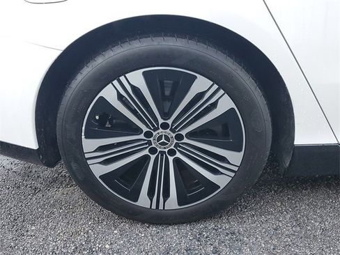 Used 2023 Mercedes-Benz EQS 450+ Sedan image 5