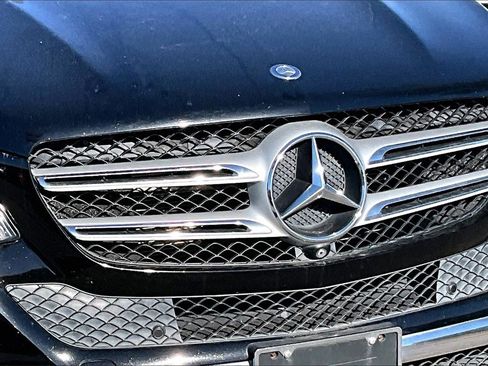 Used 2016 Mercedes-Benz GLE 350 w/ Premium Package image 32