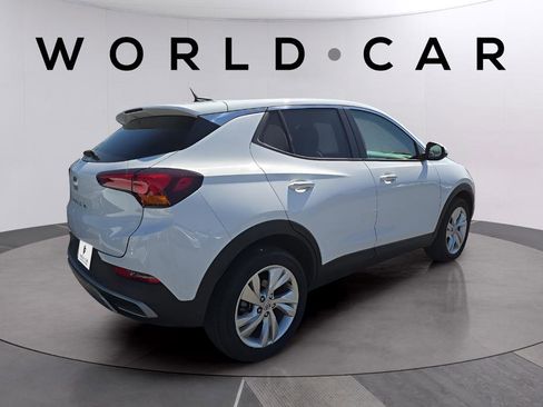Used 2025 Buick Encore GX Preferred FWD image 2