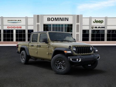 New 2026 Jeep Gladiator Sport AWD/4WD image 5