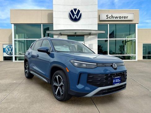 New 2026 Volkswagen Tiguan SE image 6