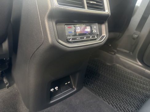New 2026 Volkswagen Atlas SEL AWD/4WD image 29