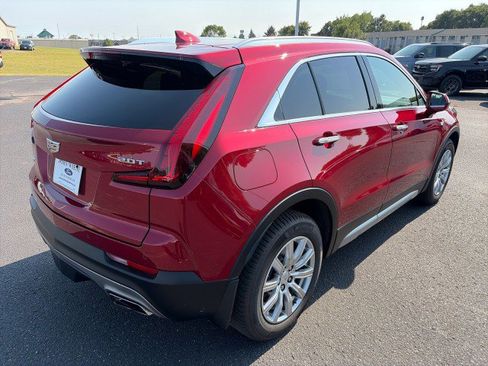 Used 2019 Cadillac XT4 Premium Luxury w/ Technology Package AWD/4WD image 5