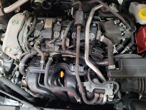 Used 2021 Nissan Sentra SV FWD image 30