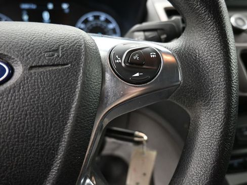 Used 2022 Ford Transit Connect XL image 7