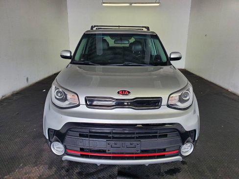 Used 2019 Kia Soul ! w/ Technology Package image 2