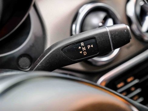 Used 2019 Mercedes-Benz GLA 250 image 25