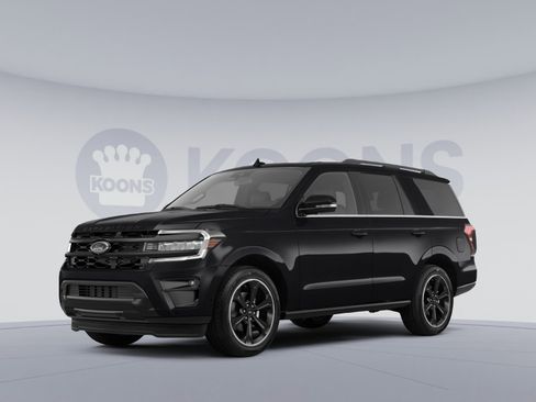 Used 2022 Ford Expedition Limited image 1