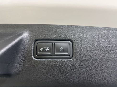 Used 2025 Hyundai Santa Fe SEL image 14