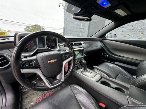 Used 2013 Chevrolet Camaro SS w/ RS Package image 10