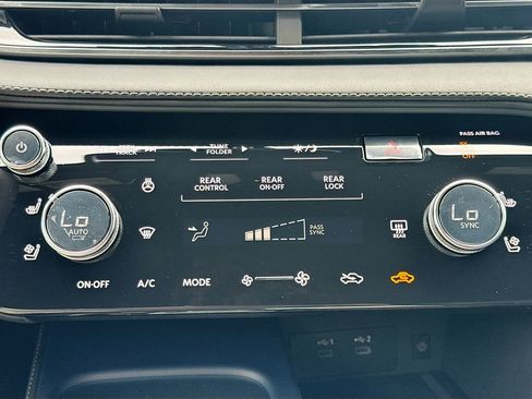 Used 2026 INFINITI QX60 Sport w/ Dark Cargo Package image 17