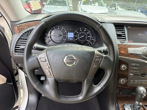 Used 2017 Nissan Armada SL w/ Interior Lighting Package RWD image 24