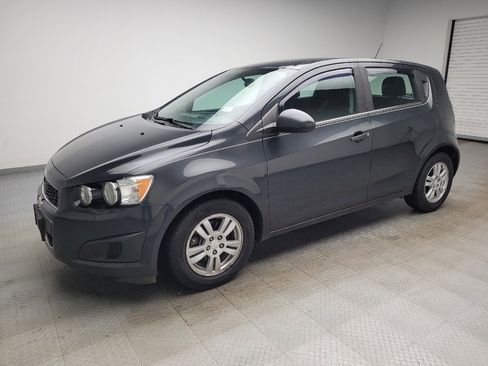 Used 2015 Chevrolet Sonic LT FWD image 2