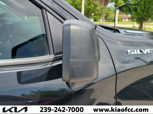 Used 2025 Chevrolet Silverado 1500 Custom RWD image 8