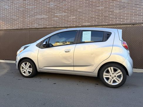 Used 2014 Chevrolet Spark LT FWD image 7