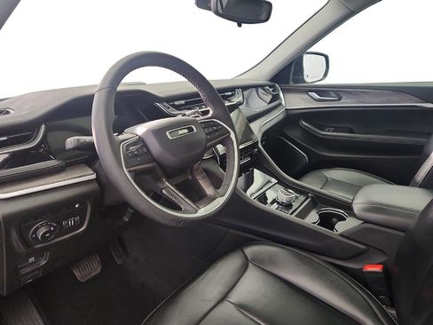 Used 2023 Jeep Grand Cherokee 4WD 4xe image 10