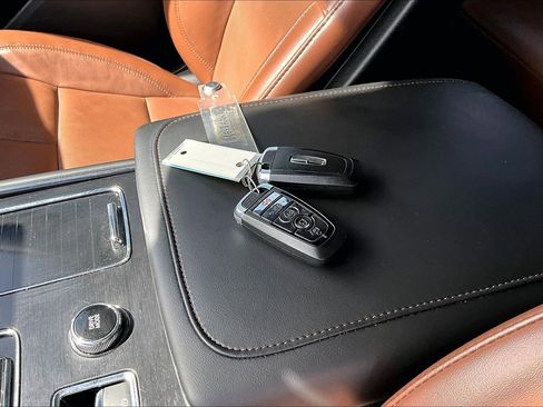 Used 2024 Lincoln Aviator Reserve w/ Equipment Group 201A image 33