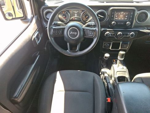 Used 2021 Jeep Wrangler Unlimited Sport AWD/4WD image 13