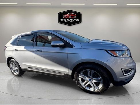 Used 2017 Ford Edge Titanium w/ Equipment Group 301A image 8